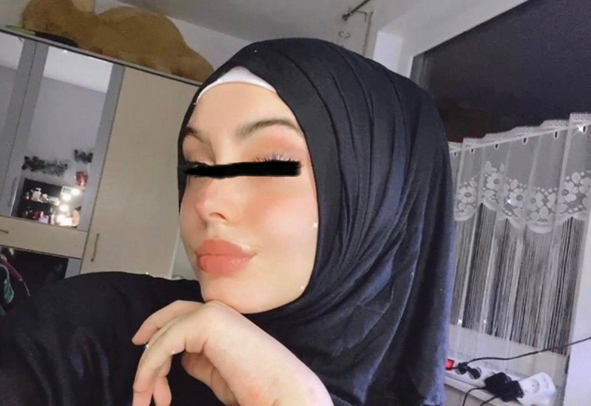 Akıllara Zarar Türbanlı Anonim (Sakın Kaçırma)
